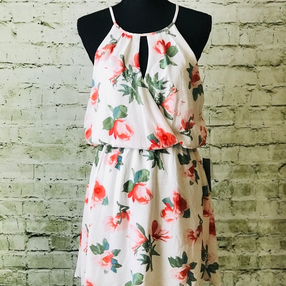 J for Justify Dresses & Skirts - 🌸 NWT FLOWER DRESS 🌸